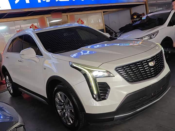 Фото 4 - Cadillac XT4