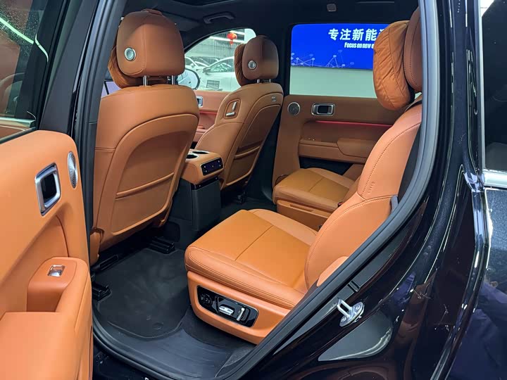 Фото 6 - LiXiang L8