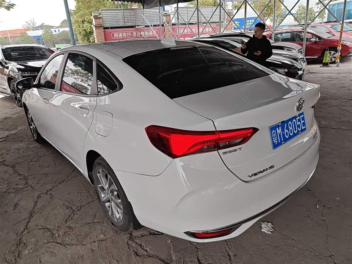 Фото 5 - Buick Verano