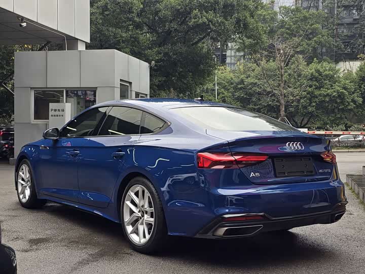 Фото 8 - Audi A5
