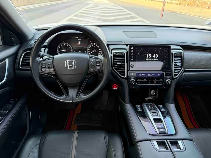 Фото 9 - Honda UR-V