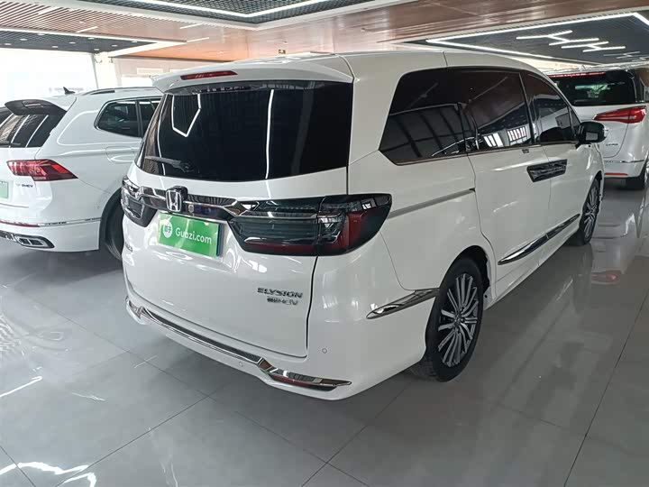 Фото 7 - Honda Elysion