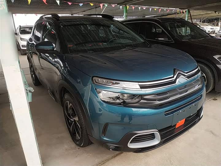Фото 4 - Citroen C5 Aircross 2023