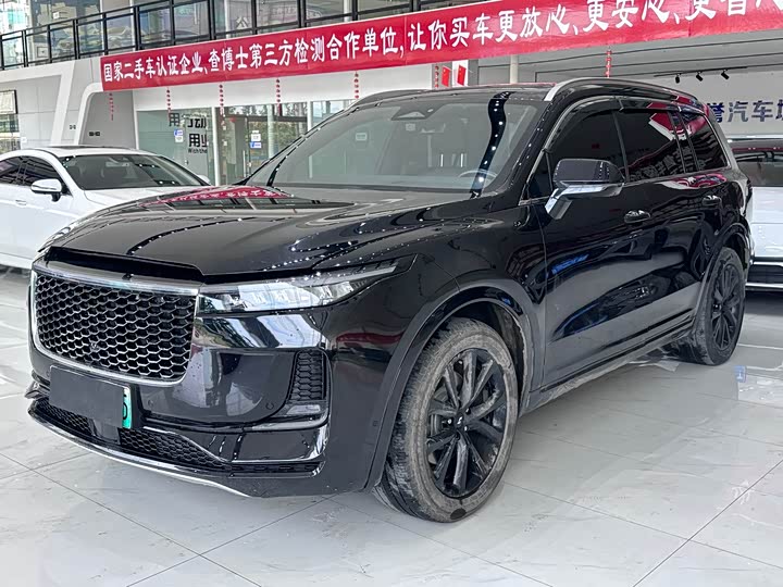 Фото 1 - LiXiang One