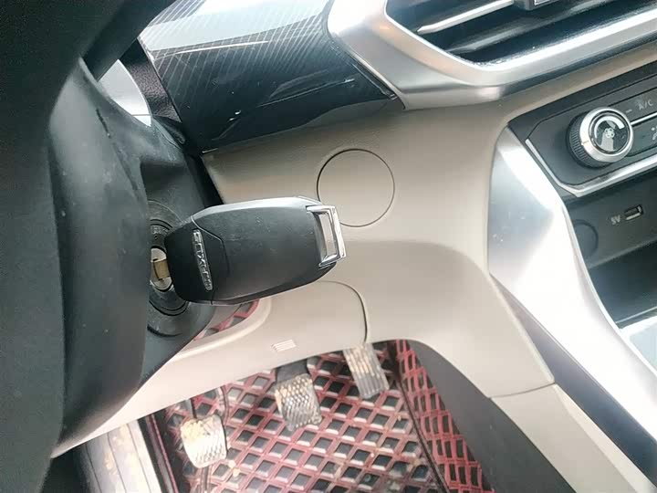 Фото 9 - Maxus G50