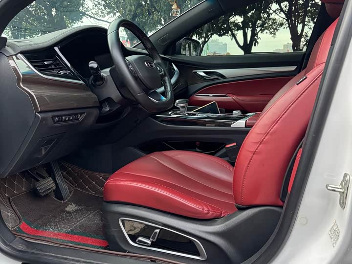 Фото 4 - Geely Emgrand GT