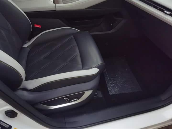 Фото 8 - Changan CS75 Plus