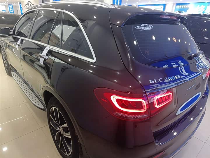 Фото 5 - Mercedes-Benz GLC-Class