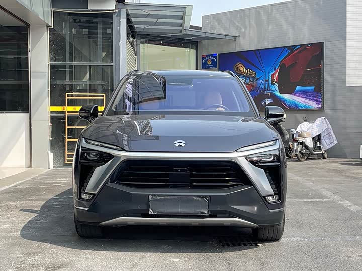 Фото 3 - Nio ES8