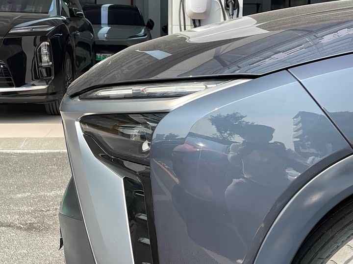 Фото 6 - Nio ES8