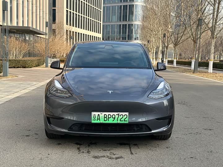 Фото 2 - Tesla Model Y