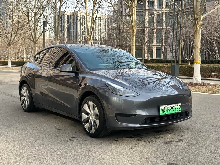 Фото 3 - Tesla Model Y