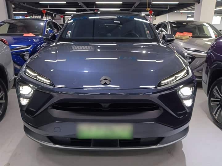 Фото 3 - Nio EC6