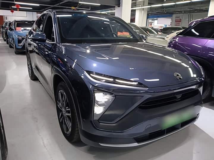 Фото 4 - Nio EC6