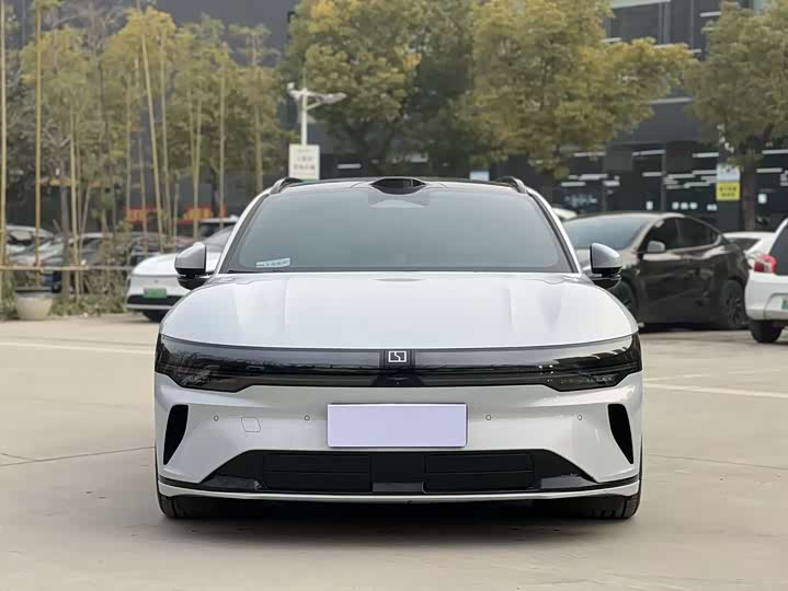 Фото 2 - Zeekr 007 GT