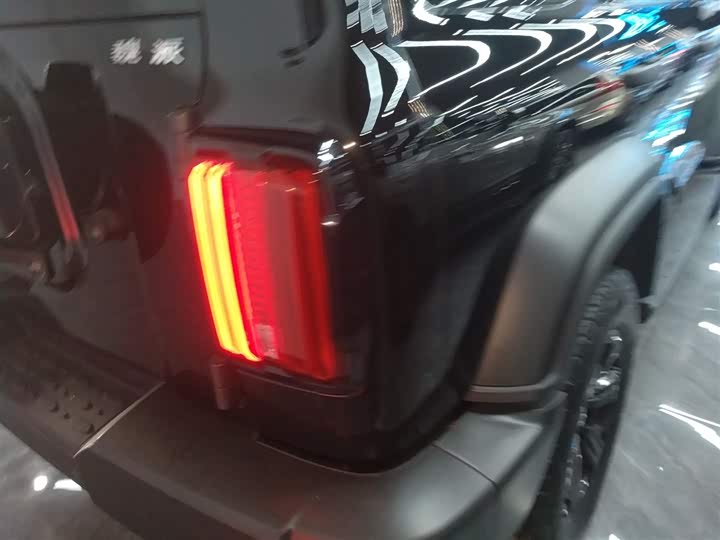 Фото 8 - Tank 300