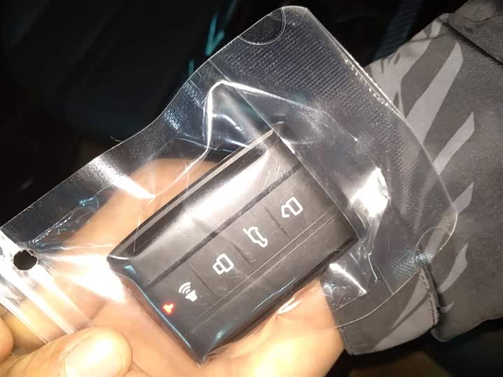 Фото 9 - Tank 300