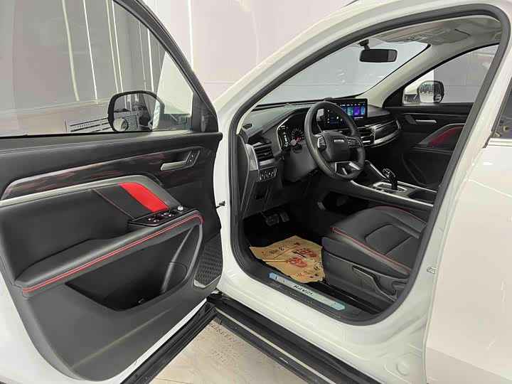 Фото 8 - Haval H6