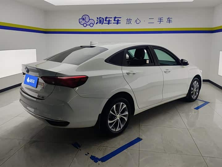 Фото 3 - Buick Verano