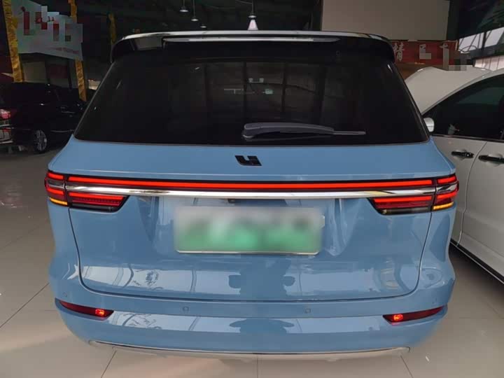 Фото 6 - LiXiang One