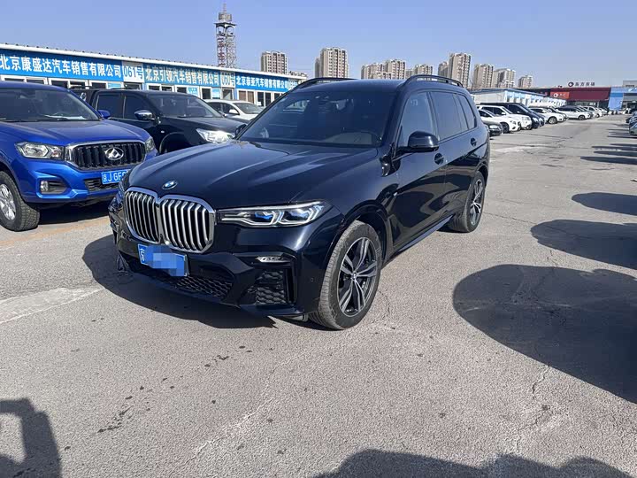 Фото 1 - BMW X7