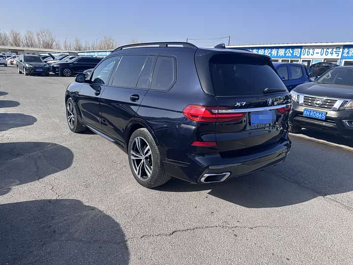 Фото 6 - BMW X7
