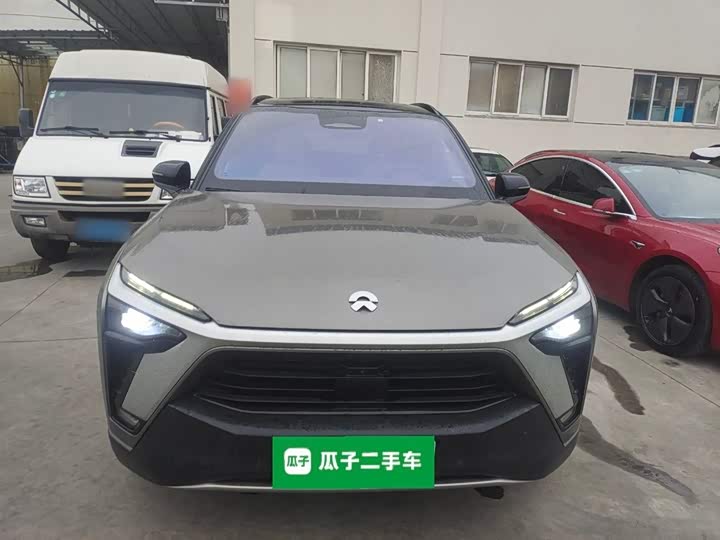 Фото 3 - Nio ES8