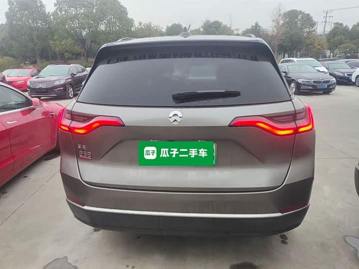 Фото 6 - Nio ES8