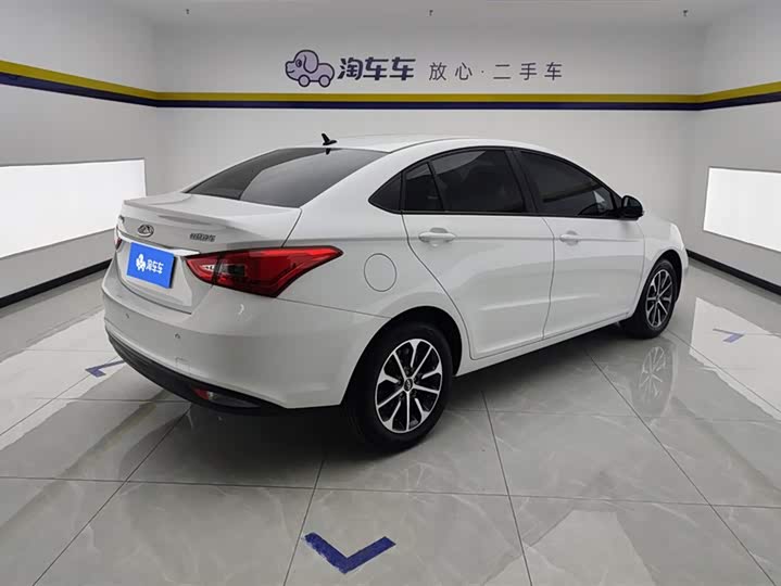 Фото 3 - Chery Arrizo 5