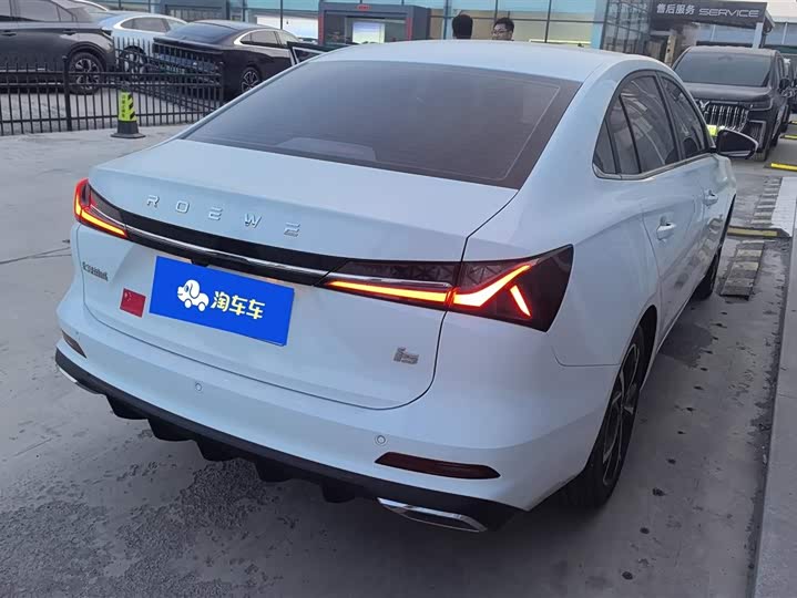 Фото 3 - Roewe i5