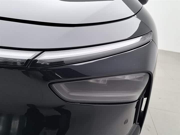 Фото 7 - XPeng F57