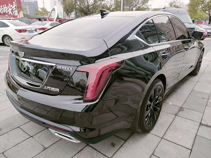 Фото 7 - Cadillac CT5