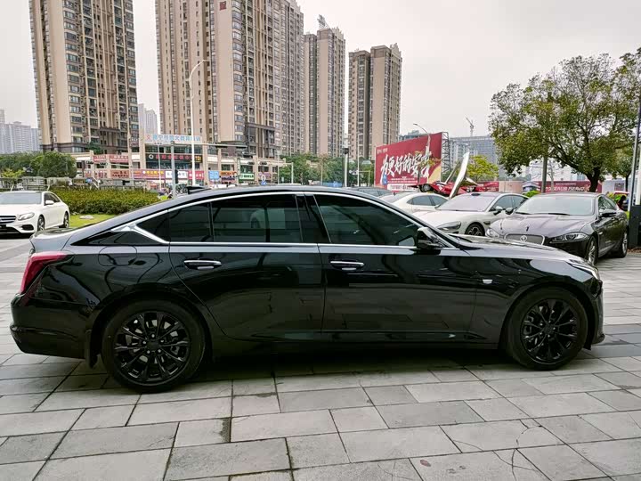 Фото 9 - Cadillac CT5