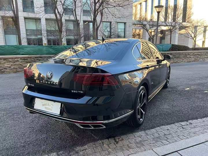 Фото 4 - Volkswagen Magotan