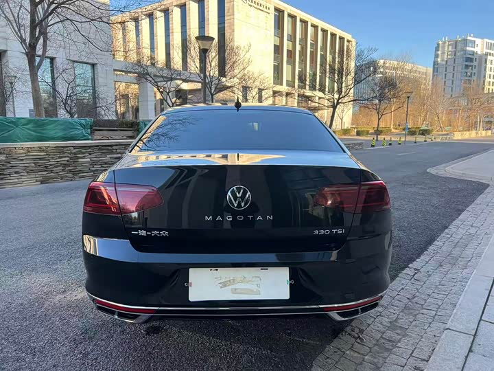 Фото 5 - Volkswagen Magotan