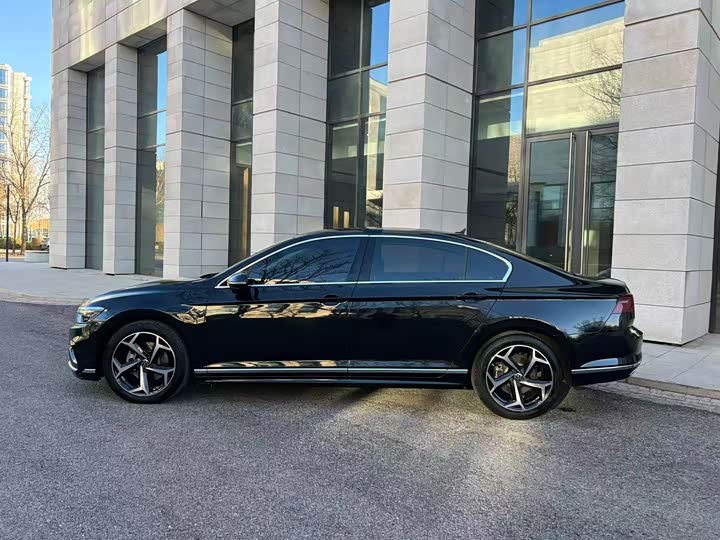 Фото 6 - Volkswagen Magotan