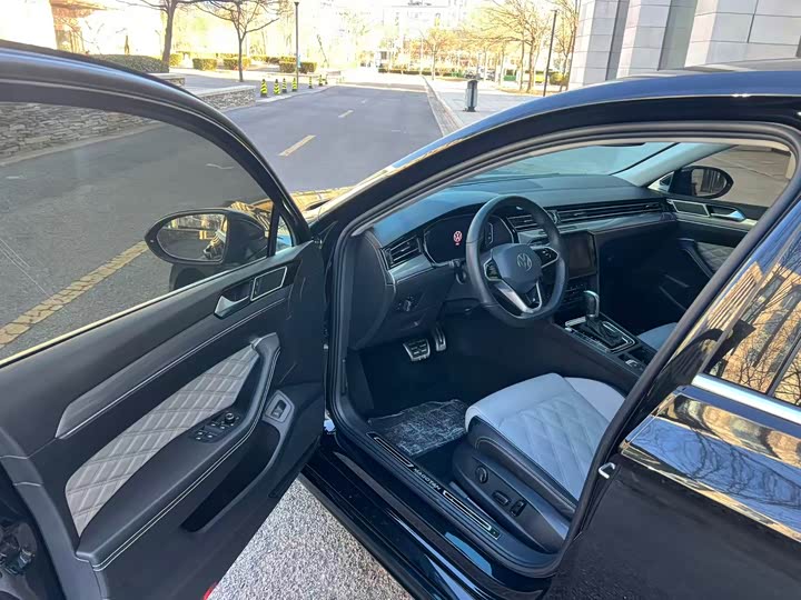 Фото 8 - Volkswagen Magotan