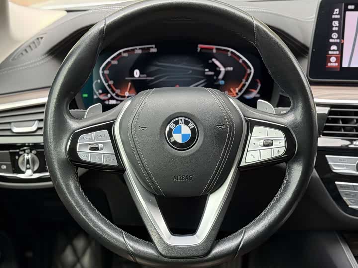 Фото 4 - BMW 5 Series