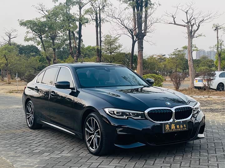 Фото 3 - BMW 3 Series