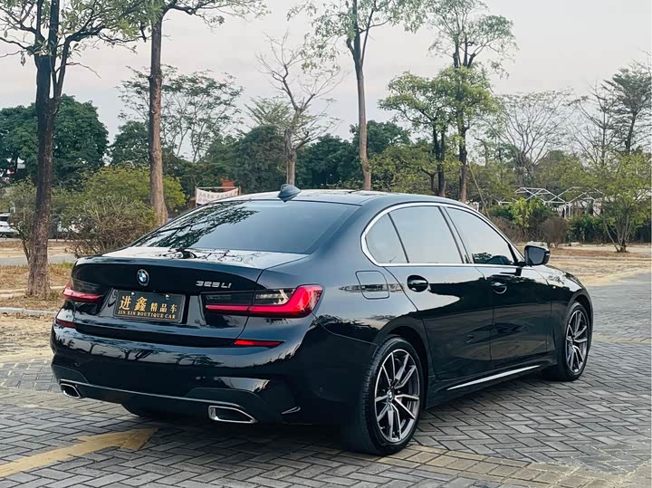 Фото 4 - BMW 3 Series