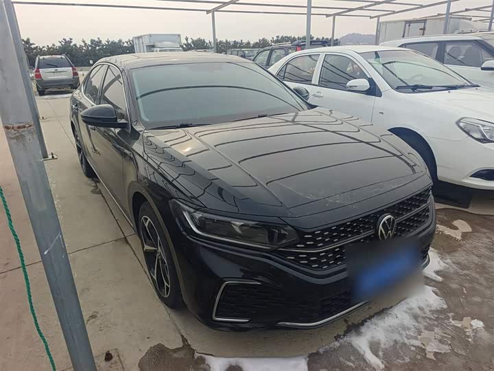 Фото 4 - Volkswagen Passat