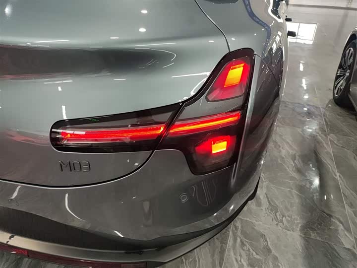 Фото 8 - XPeng Mona M03