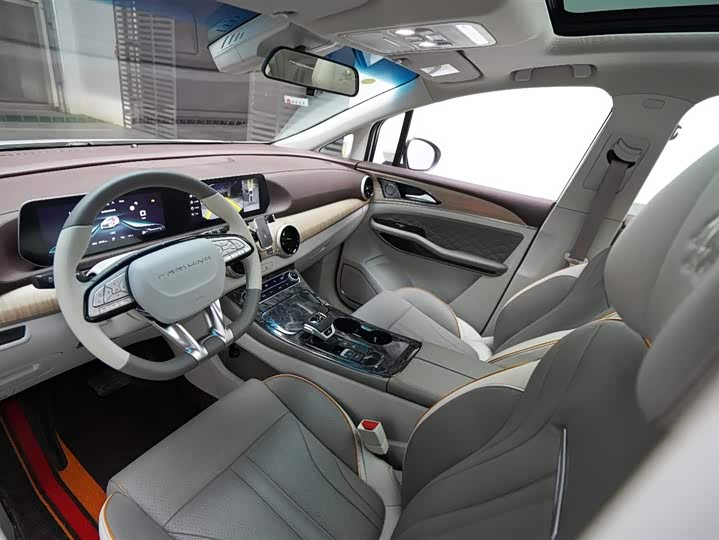 Фото 3 - Dongfeng Forthing Yacht