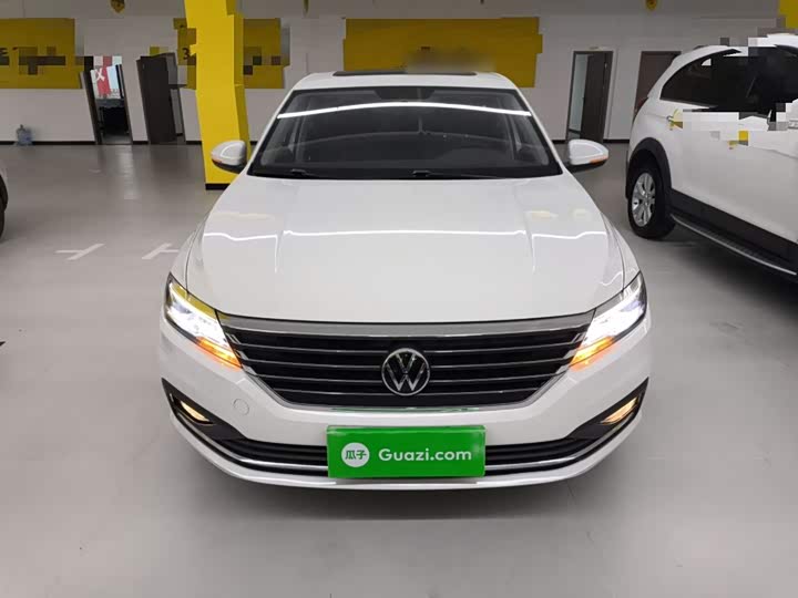 Фото 3 - Volkswagen Lavida