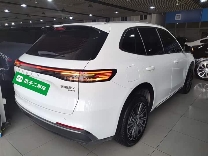 Фото 7 - Geely Galaxy Starship 7