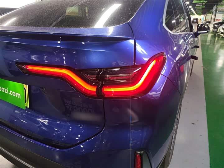 Фото 8 - Nio EC6