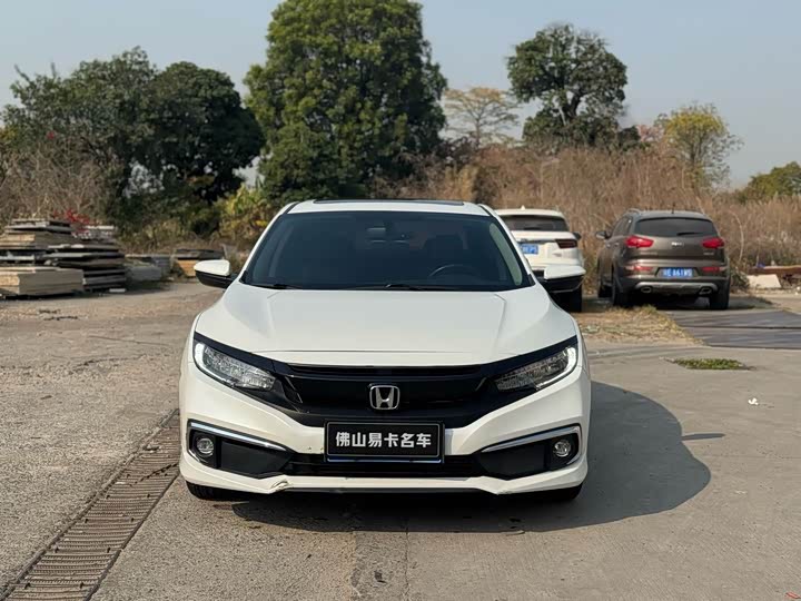 Фото 2 - Honda Civic