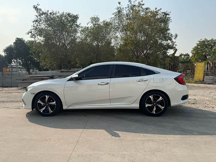 Фото 5 - Honda Civic