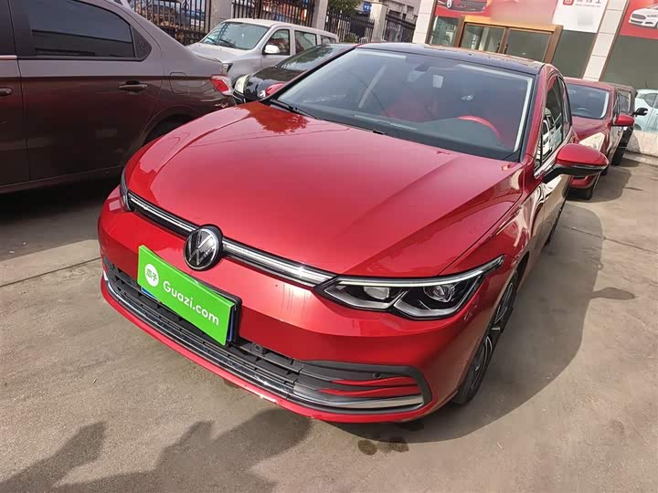 Фото 2 - Volkswagen Golf