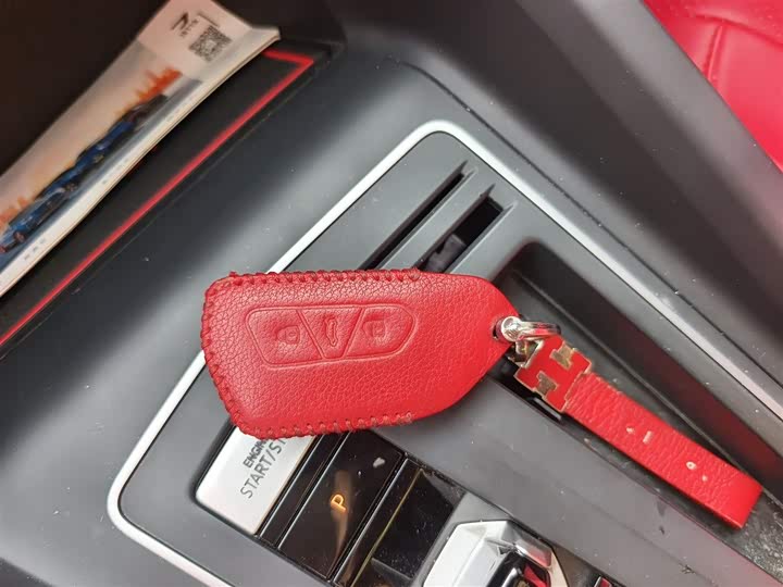 Фото 9 - Volkswagen Golf